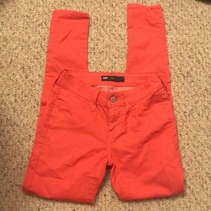 Levi pink jeggings